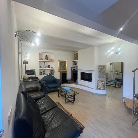 بيت للعطل Casa Padronale Anima 7 أَميليا